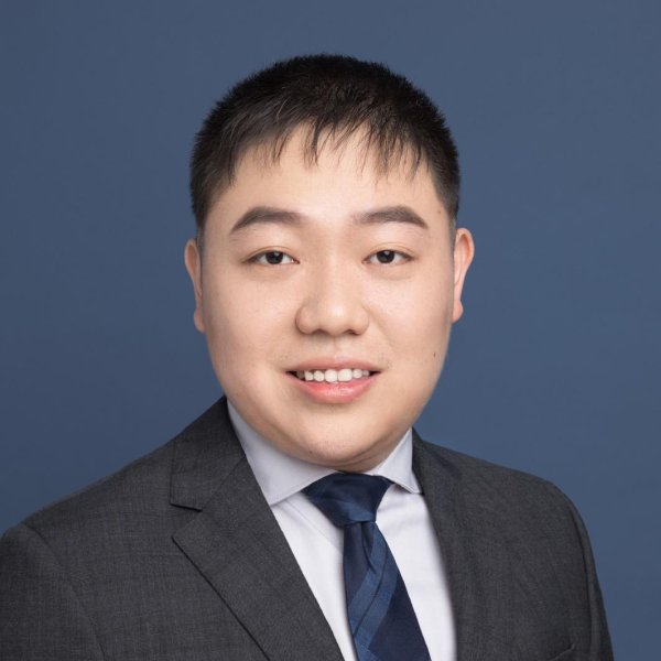 港联配资 美股涨跌互现纳指结束四连阴，英伟达财报好于预期